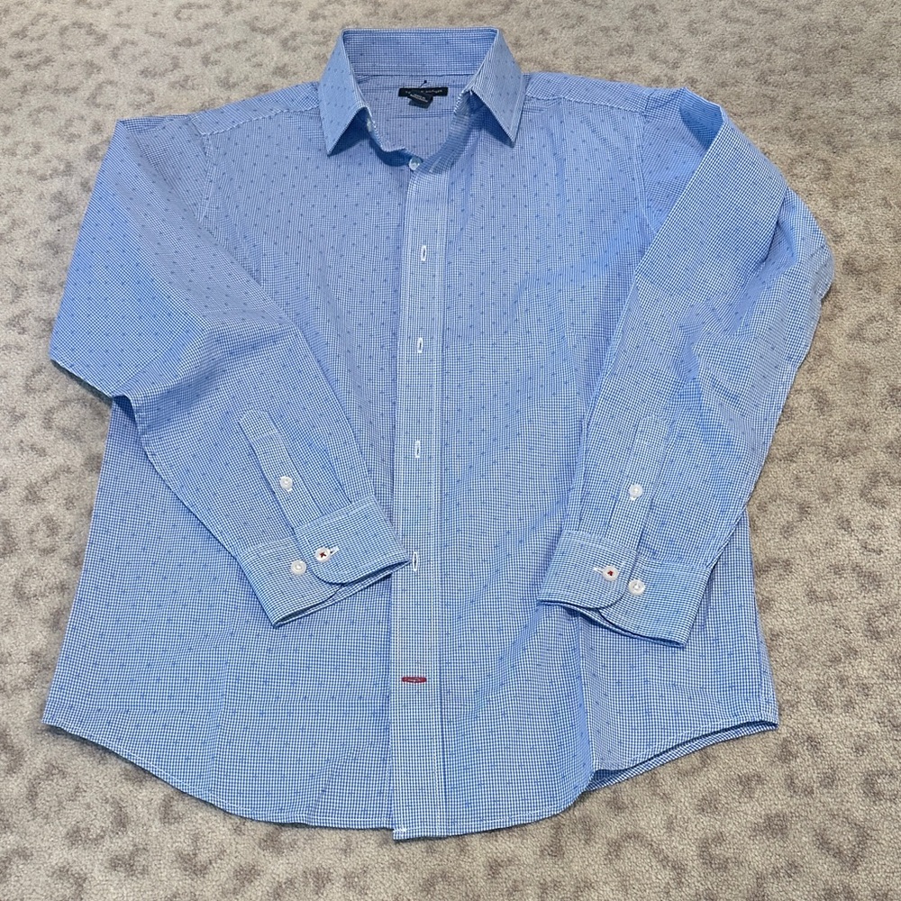Tommy Hilfiger boys dress shirt